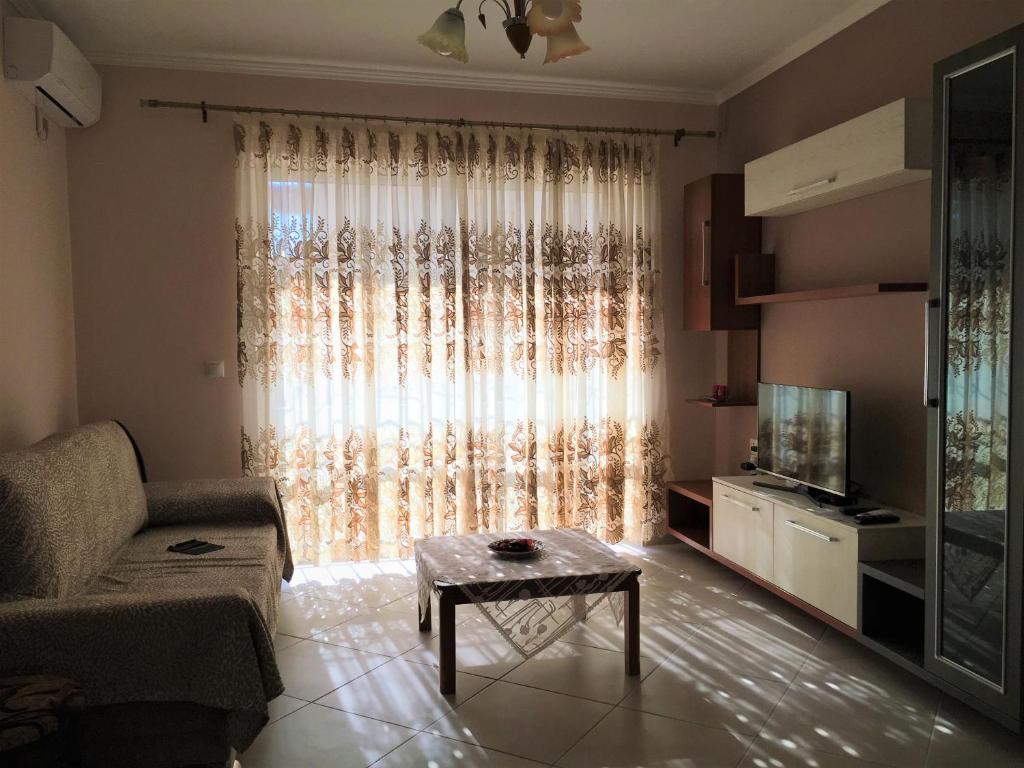 ari apartment